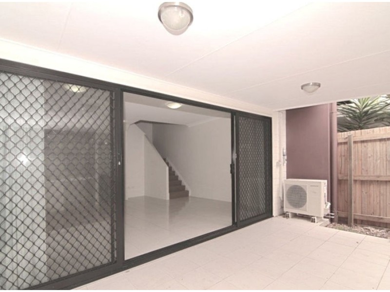 2a 35 hamilton road, Moorooka QLD 4105