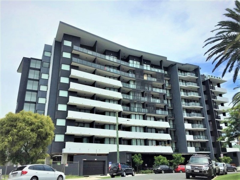 U810 /8 Hunt Street, Hamilton QLD 4007