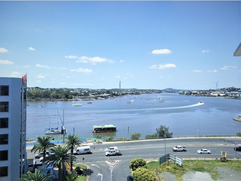 U810 /8 Hunt Street, Hamilton QLD 4007