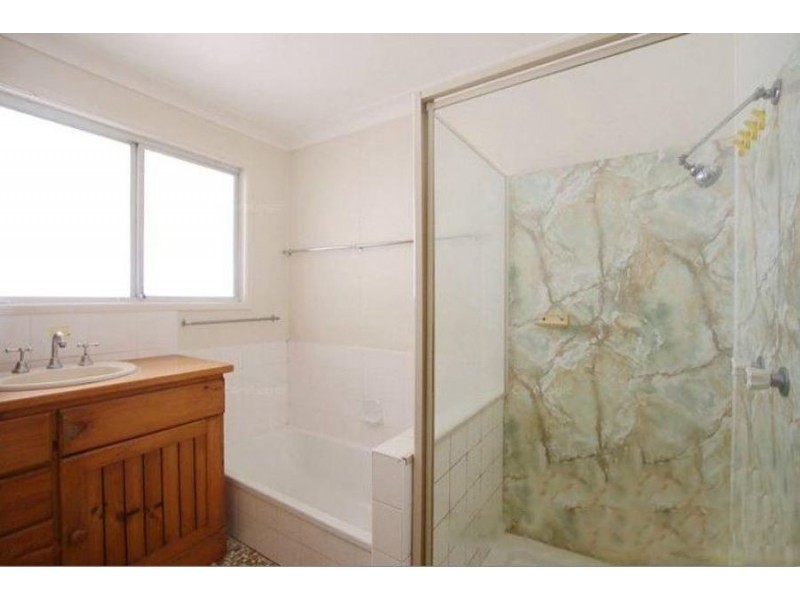 30 Leven Street, Coopers Plains QLD 4108