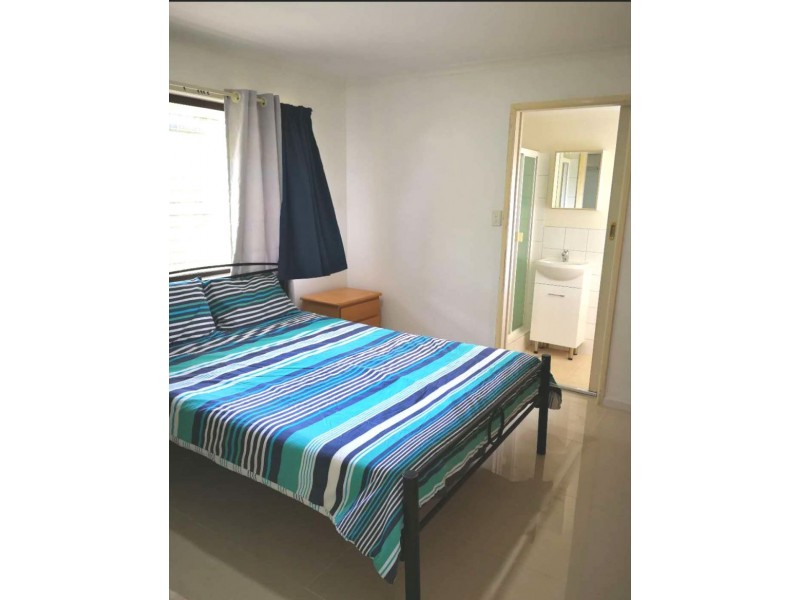 Robertson Address available on request, Robertson QLD 4109