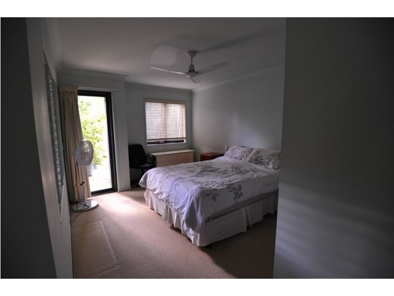 1083 1 the cove crescent, Carrara QLD 4211