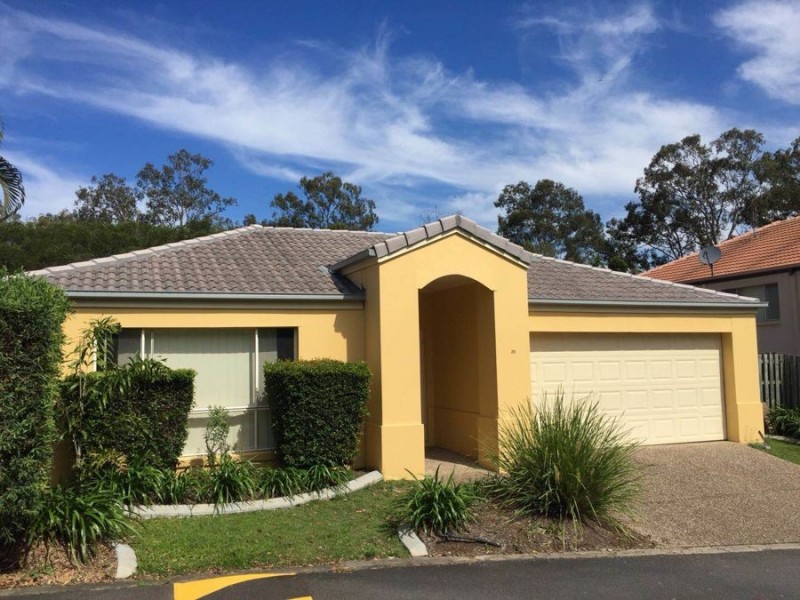 28 95 Arundel Drive, Arundel QLD 4214