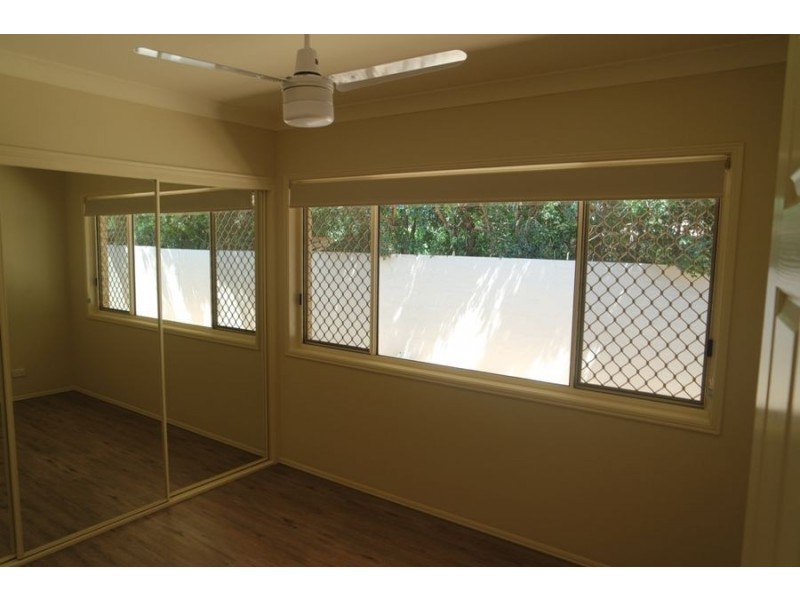 29 Dartmouth Street, Varsity Lakes QLD 4227