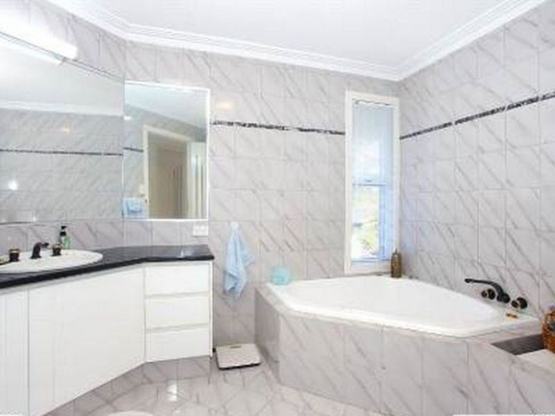 21 Allandale Entrance, Mermaid Waters QLD 4218