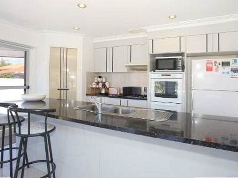 21 Allandale Entrance, Mermaid Waters QLD 4218