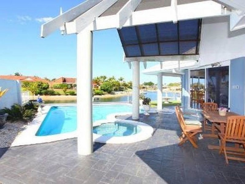 21 Allandale Entrance, Mermaid Waters QLD 4218