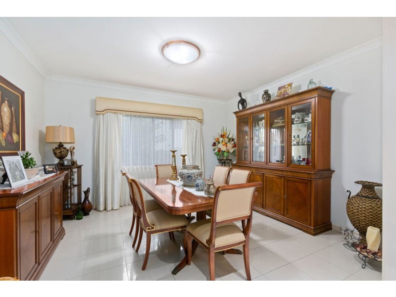 15 Crab Apple street, Stretton QLD 4116