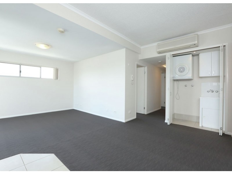 28/1 McNaughton St, Redcliffe QLD 4020