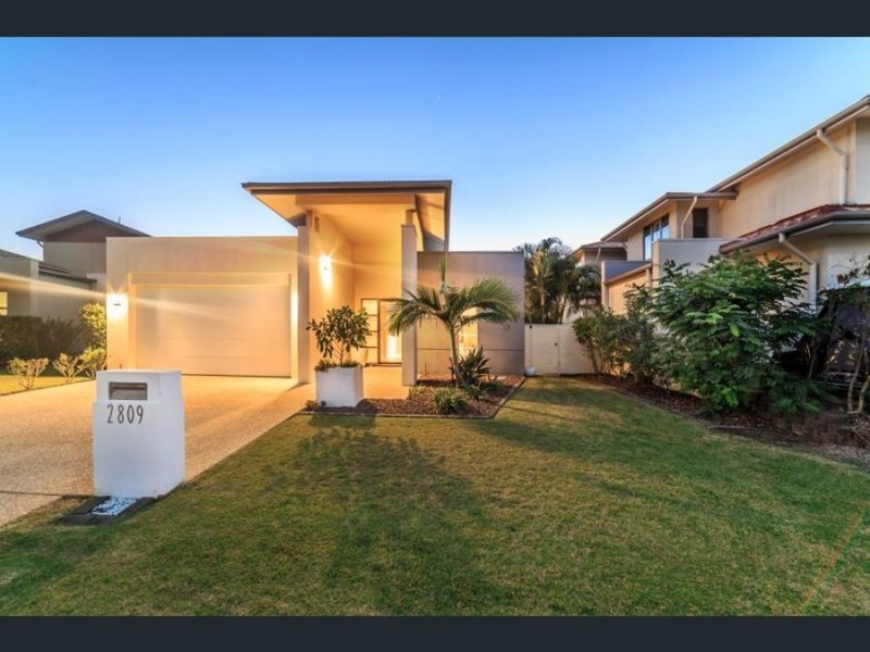 2809 Gracemere Circuit East, Hope Island QLD 4212