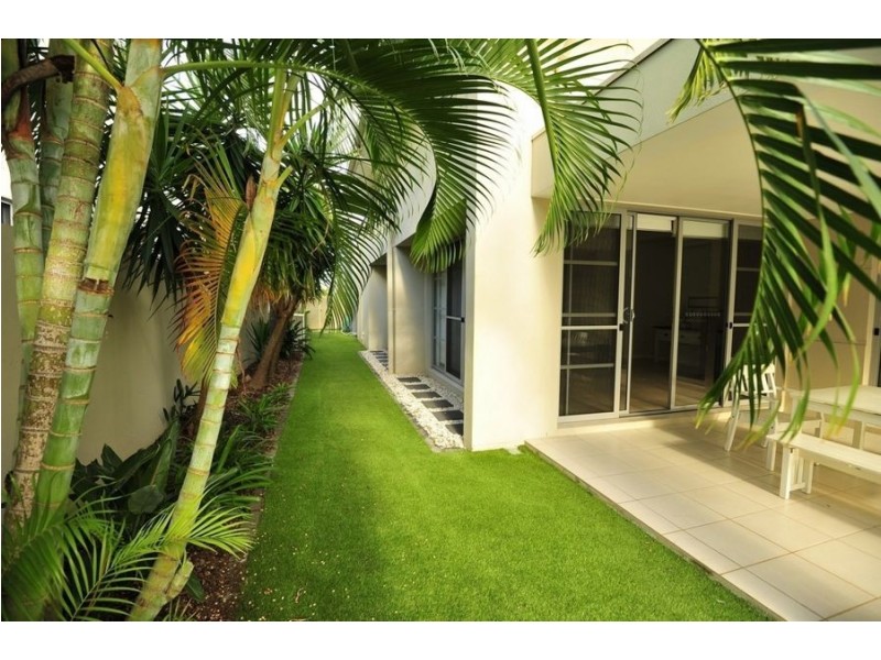 2809 Gracemere Circuit East, Hope Island QLD 4212