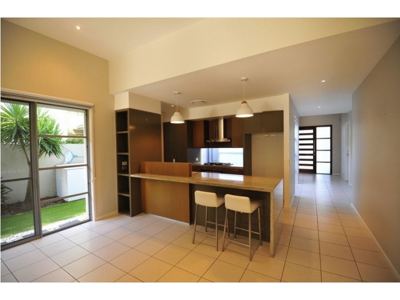 2809 Gracemere Circuit East, Hope Island QLD 4212