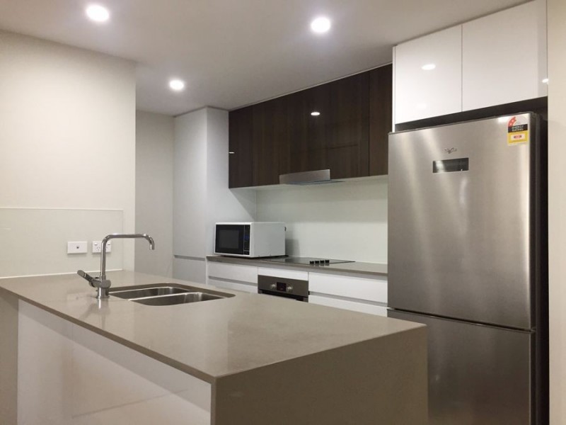 U412 8 Hunt Street, Hamilton QLD 4007