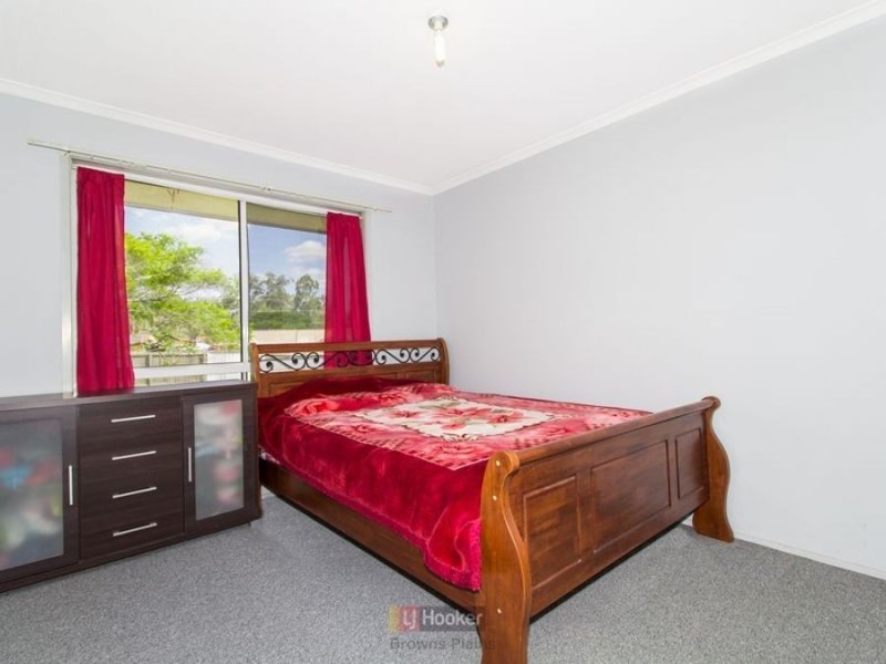 8 Marsala Ct, Kingston QLD 4114