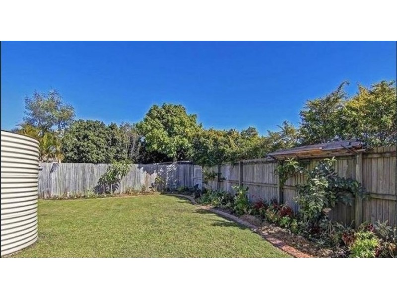 137 Glenfield St, Parkinson QLD 4115