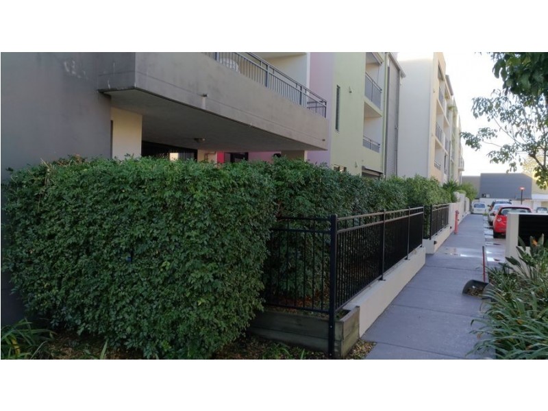 2V 35 hamilton road, Moorooka QLD 4105