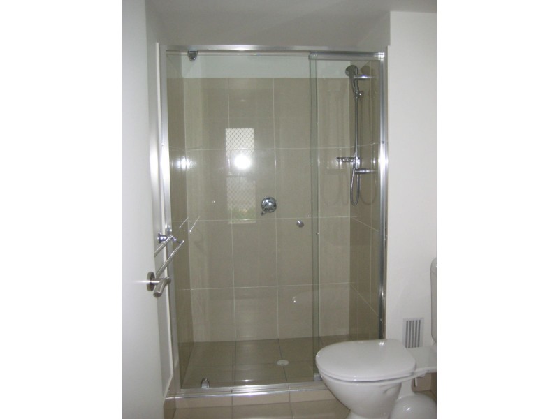 2V 35 hamilton road, Moorooka QLD 4105