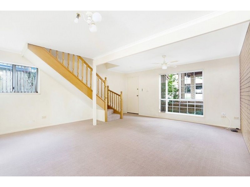 15/99 Barbaralla Drive, Springwood QLD 4127