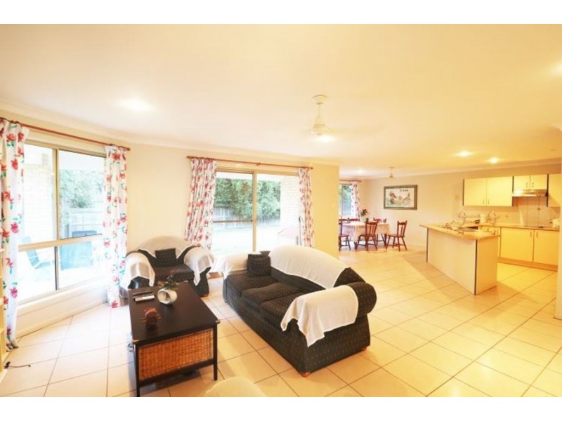 24 Glentree Ave, Upper Coomera QLD 4209