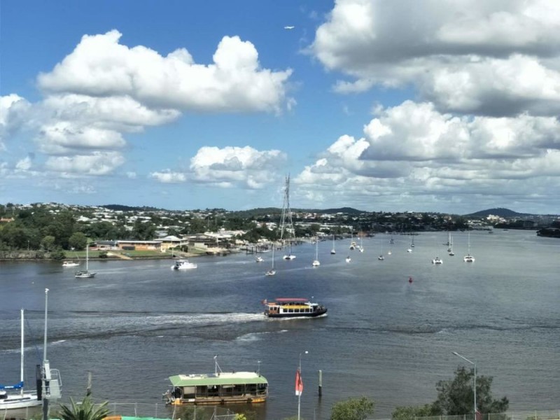 U408 /8 Hunt Street, Hamilton QLD 4007