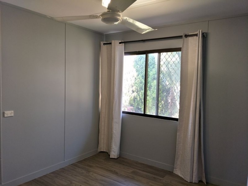 8 Anders St, Slacks Creek QLD 4127