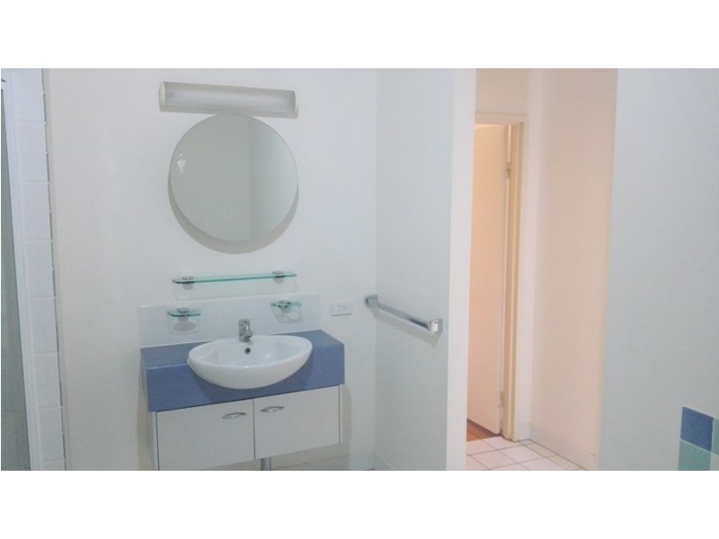 110 Macquarie St, Teneriffe QLD 4005