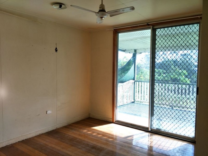 30 Waterford Tamborine Rd, Waterford QLD 4133