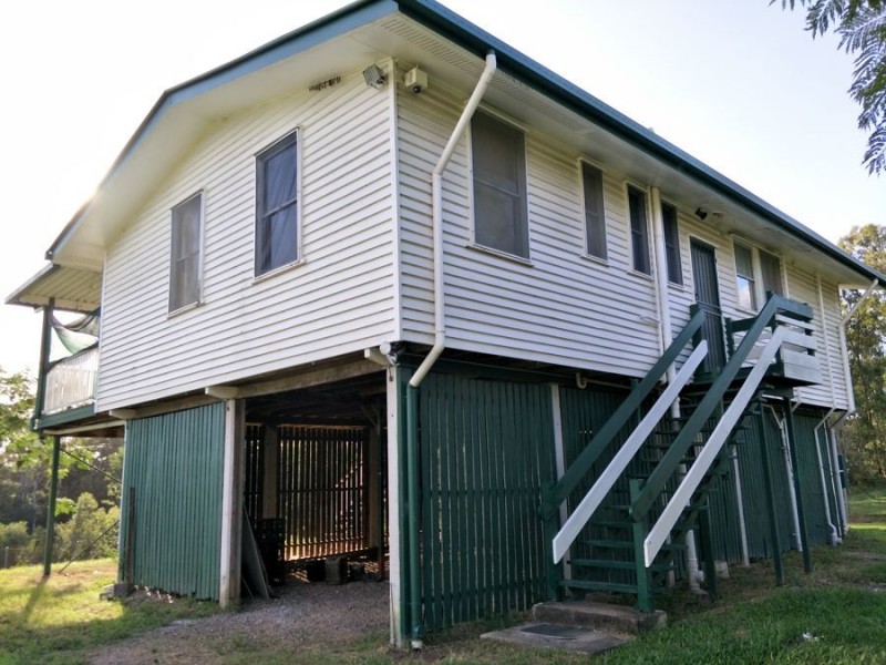 30 Waterford Tamborine Rd, Waterford QLD 4133