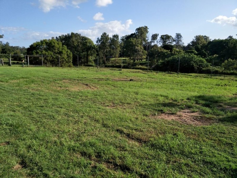 30 Waterford Tamborine Rd, Waterford QLD 4133