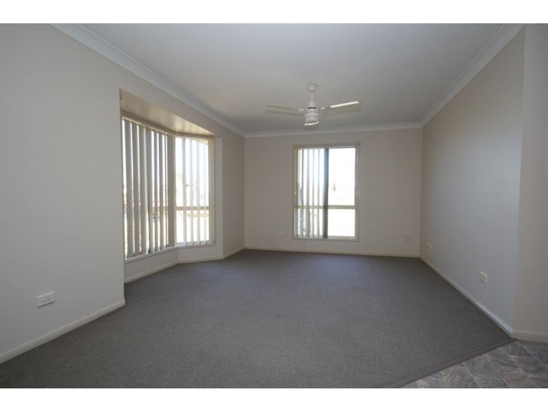 33 Highrdige Rd, Springfield QLD 4300