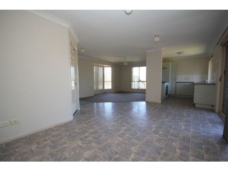 33 Highrdige Rd, Springfield QLD 4300