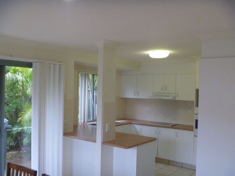 32 538 Warrigal Road, Eight Mile Plains QLD 4113