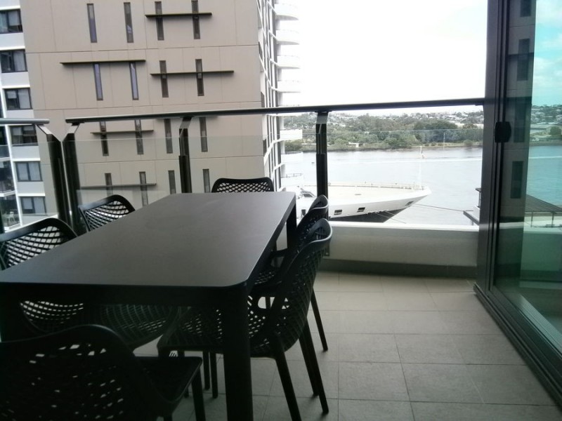 H-987 Harbour Rd, Hamilton QLD 4007