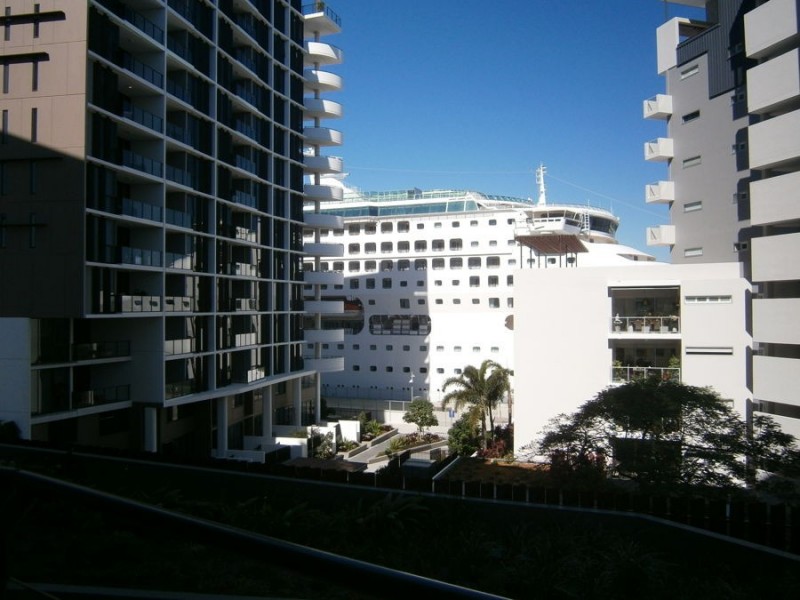 H-986 Harbour Rd, Hamilton QLD 4007