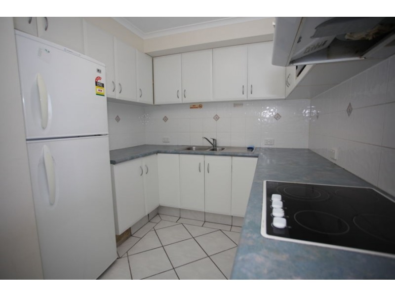 57 43 enderley avenue, Surfers Paradise QLD 4217