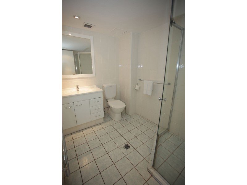 57 43 enderley avenue, Surfers Paradise QLD 4217