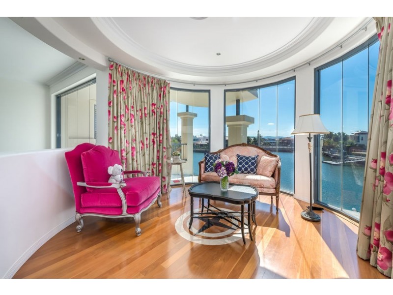 51 KING CHARLES DRIVE, Paradise Point QLD 4216