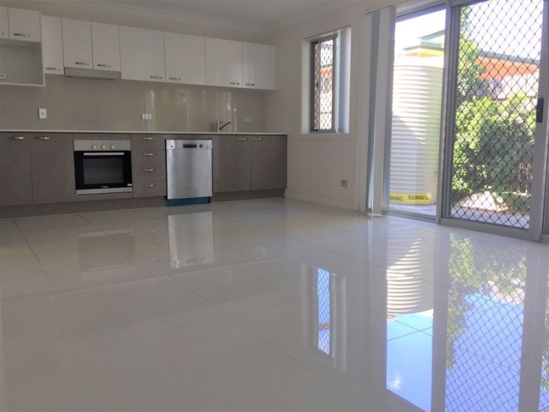 27 29 Juers Street, Kingston QLD 4114