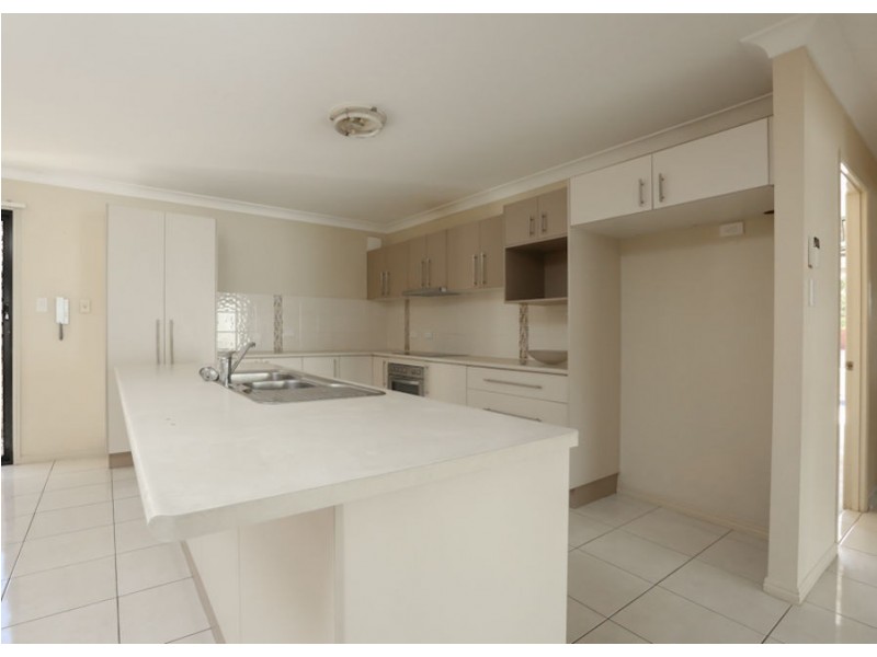 19 Gippsland Place, Calamvale QLD 4116