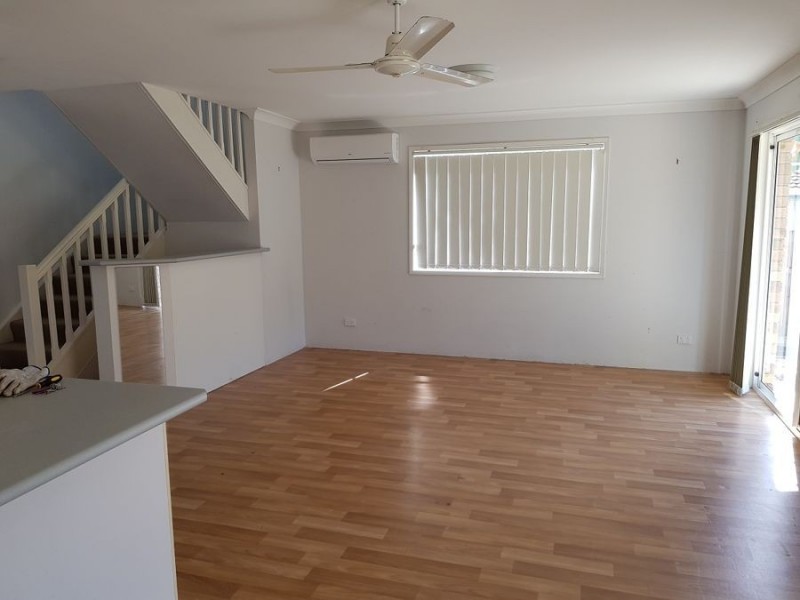 20 Huth Street, Labrador QLD 4215