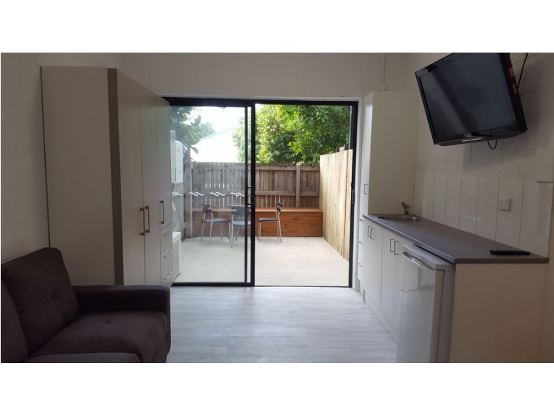 8/8 Hinley Avenue, Maroochydore QLD 4558