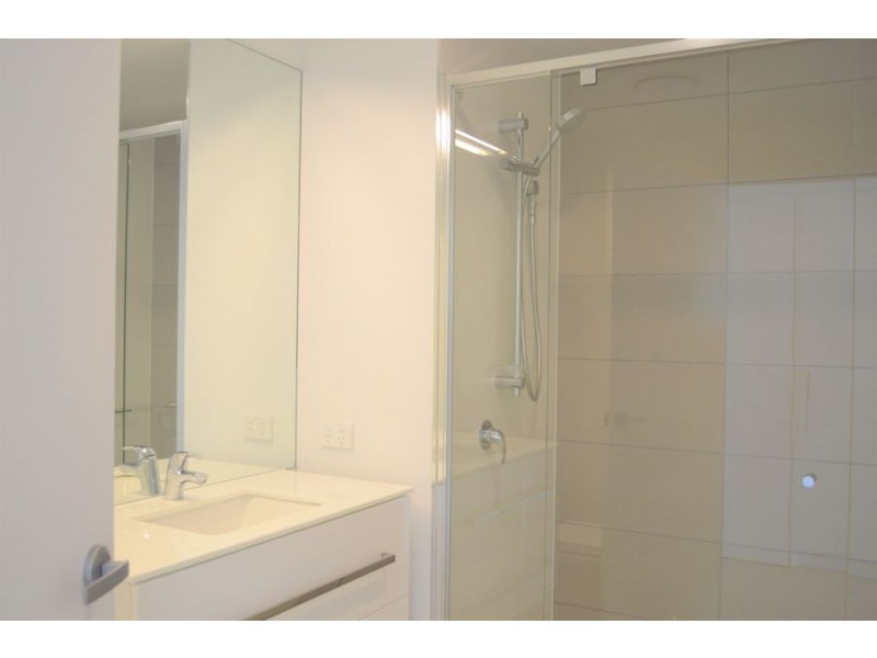 unit 30603 300 Old Cleveland Road, Coorparoo QLD 4151