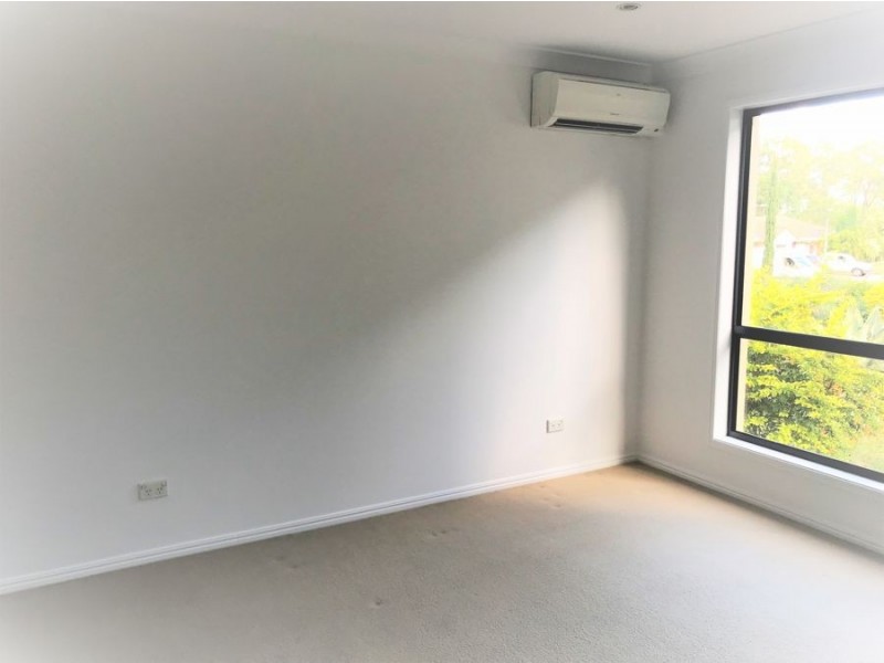 30 Alan Crescent, Eight Mile Plains QLD 4113