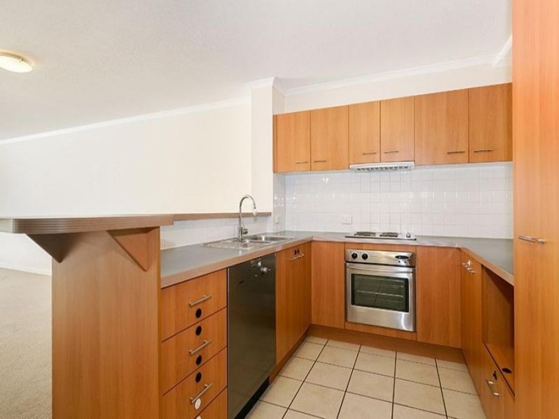 34 38 Vincent Street, Indooroopilly QLD 4068