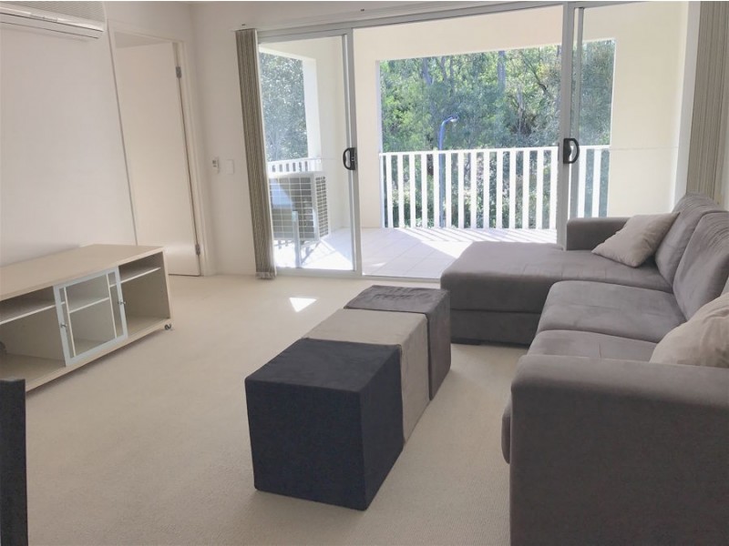 34 38 Vincent Street, Indooroopilly QLD 4068