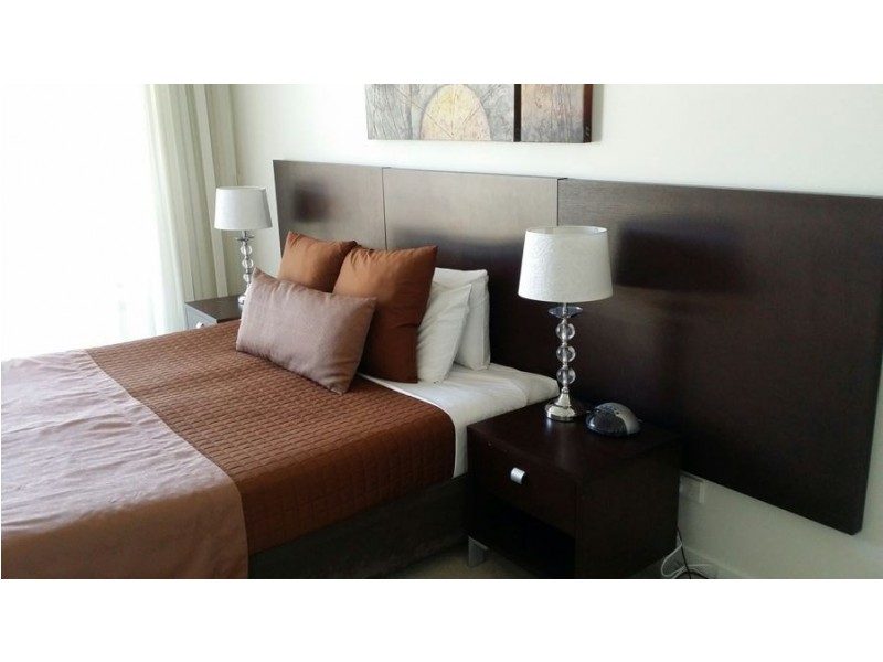 2 Activa Way, Hope Island QLD 4212