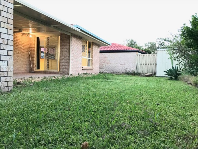 4 Livingstone Place, Kuraby QLD 4112