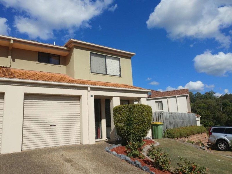 24/74 Universal Street, Pacific Pines QLD 4211