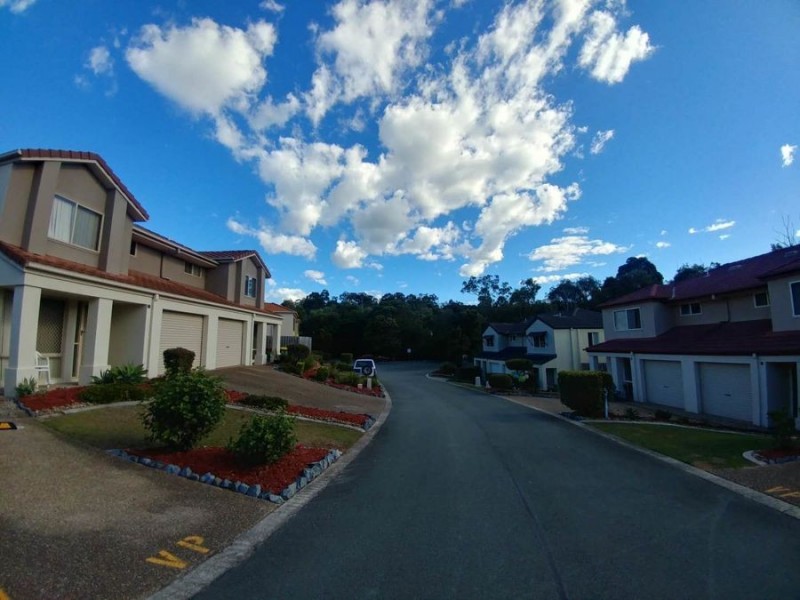 24/74 Universal Street, Pacific Pines QLD 4211