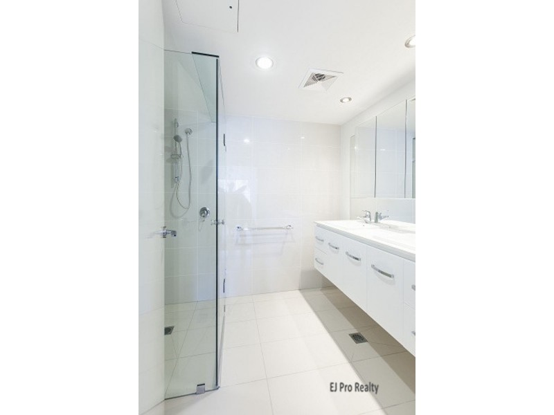 32/125 Bulimba Street, Bulimba QLD 4171